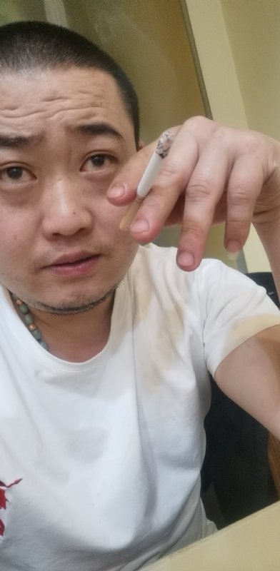 孤独的螃蟹的第一张照片--宁海交友中心
